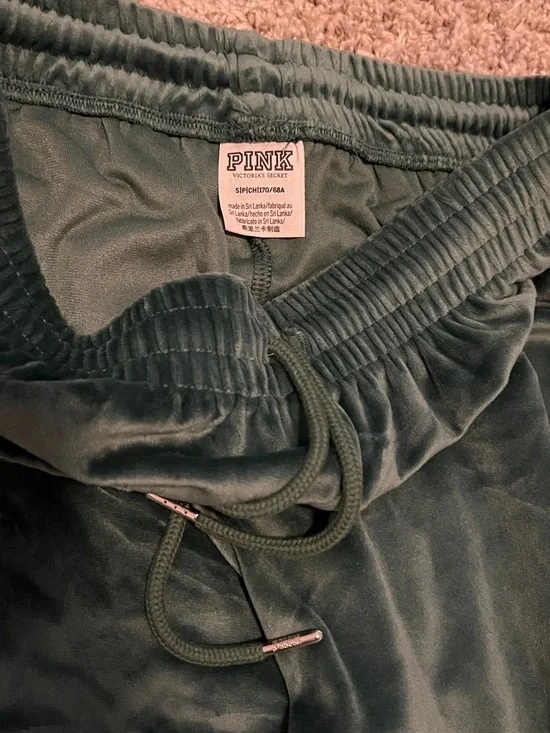 VS Pink Velvet Hoodie & 2 pairs of Lounge Pants Set in Navy and Forest Green - Picture 11 of 11